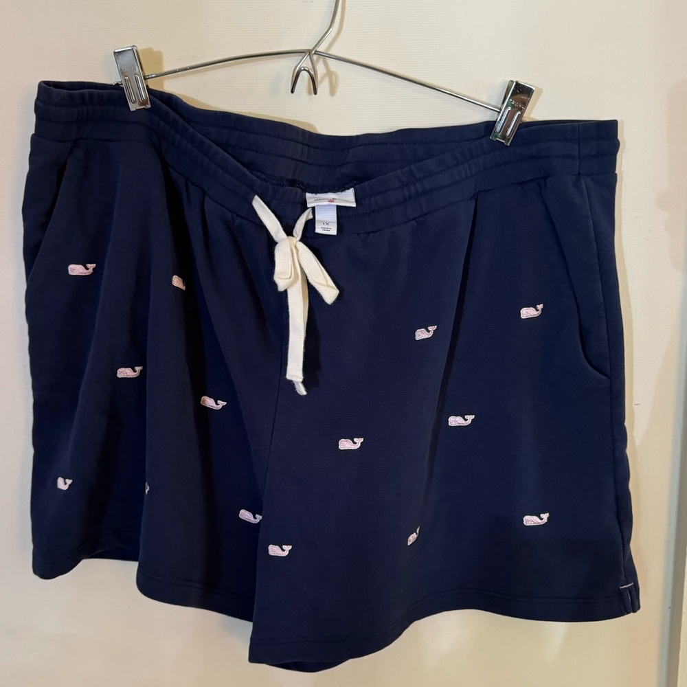 Vineyard Vines by Target, womens 1X drawstring lounge shorts. Great condition
